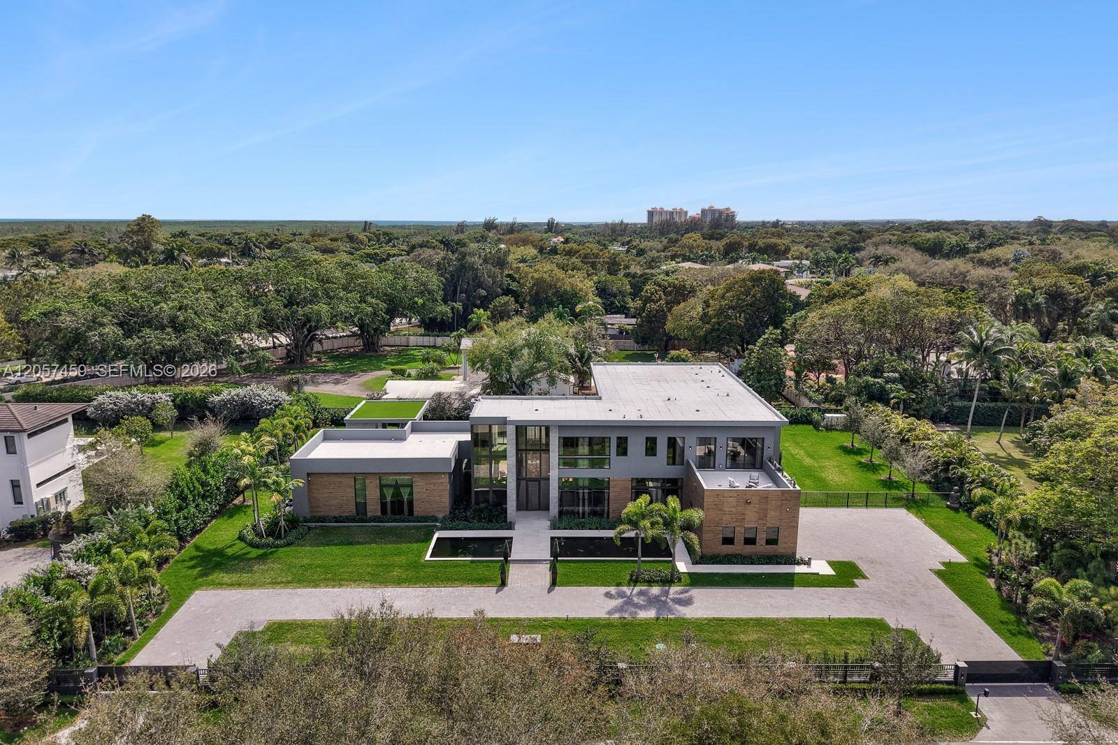 5900 SW 129th TerPinecrest - picture