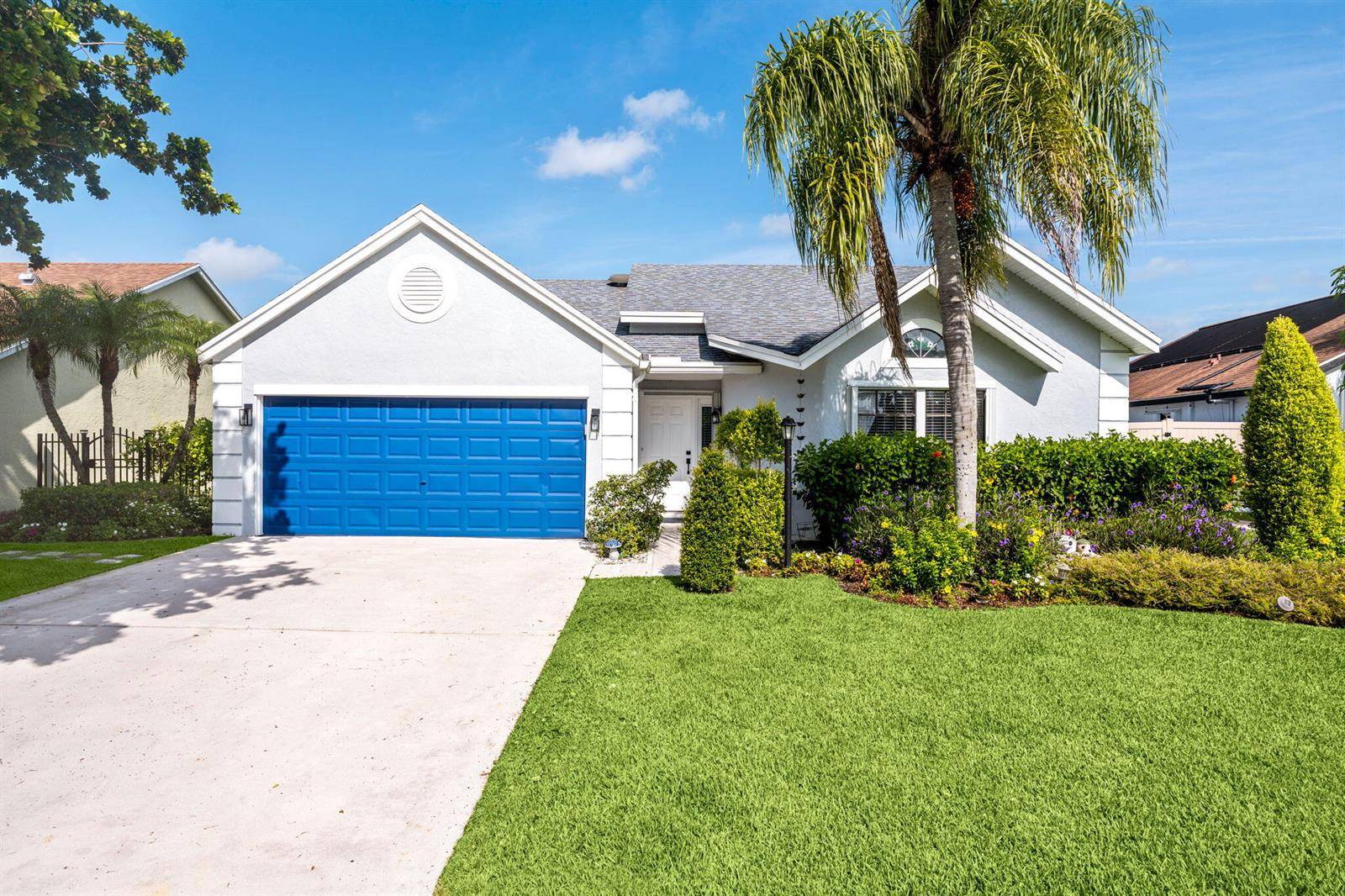 1599 BayridgeWellington - picture