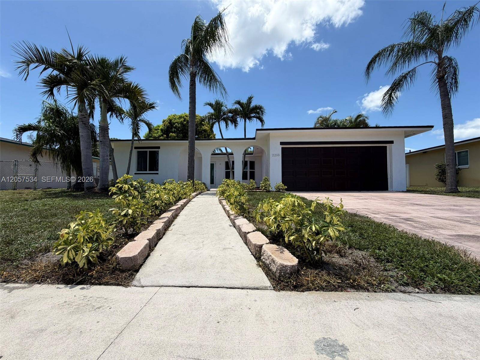 2210 NW 93rd AvePembroke Pines - picture