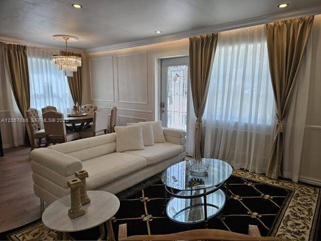 611 NE 14th CtFort Lauderdale - LAUDERDALE GARDENS condo unit 611 - picture