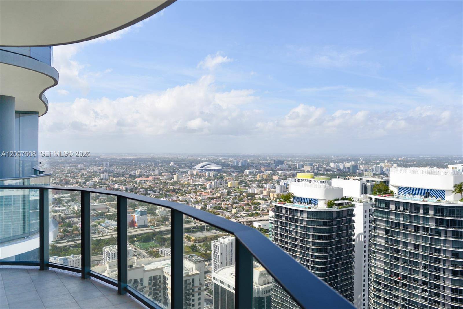1000 Brickell PlazaMiami - Brickell Flatiron condo unit PH5907 - picture