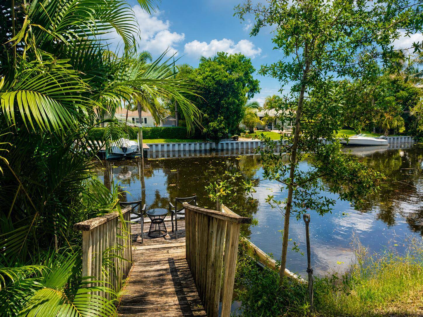 2452 Waterside - picture