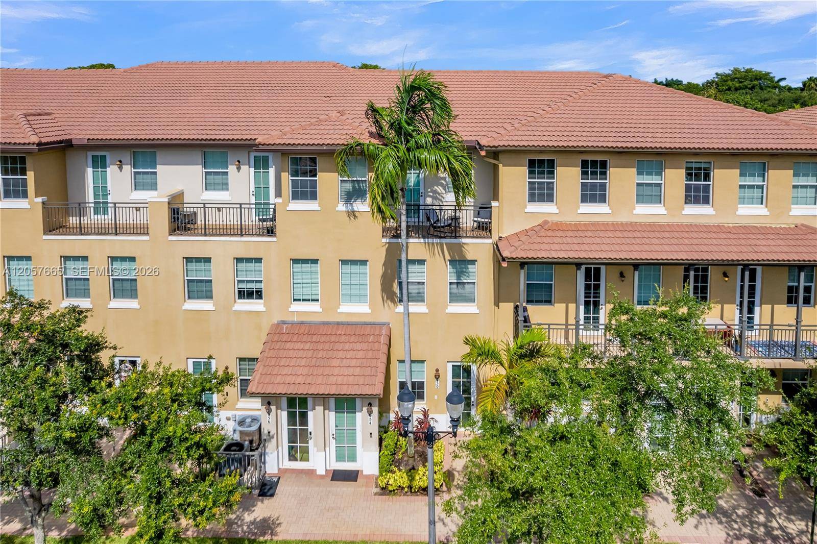 950 SW 147th AvePembroke Pines - COBBLESTONE II condo unit 2611 - picture