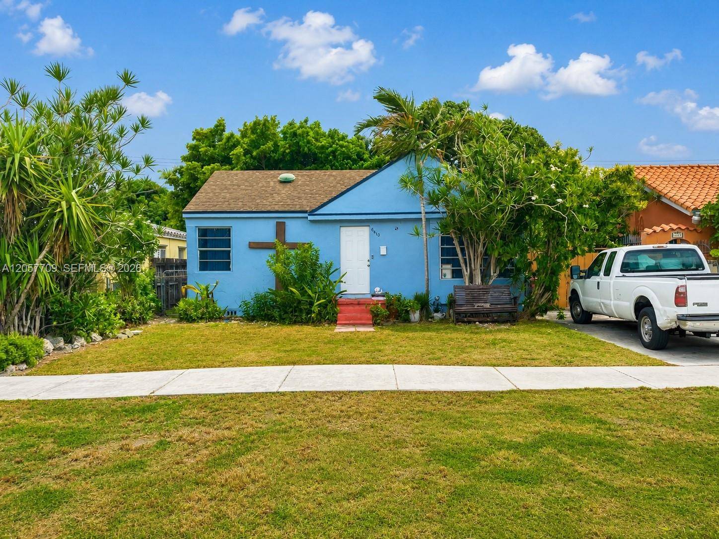 6410 SW 39th StMiami - picture