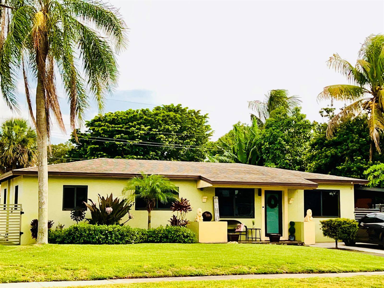 3020 NW 173rdMiami Gardens - picture