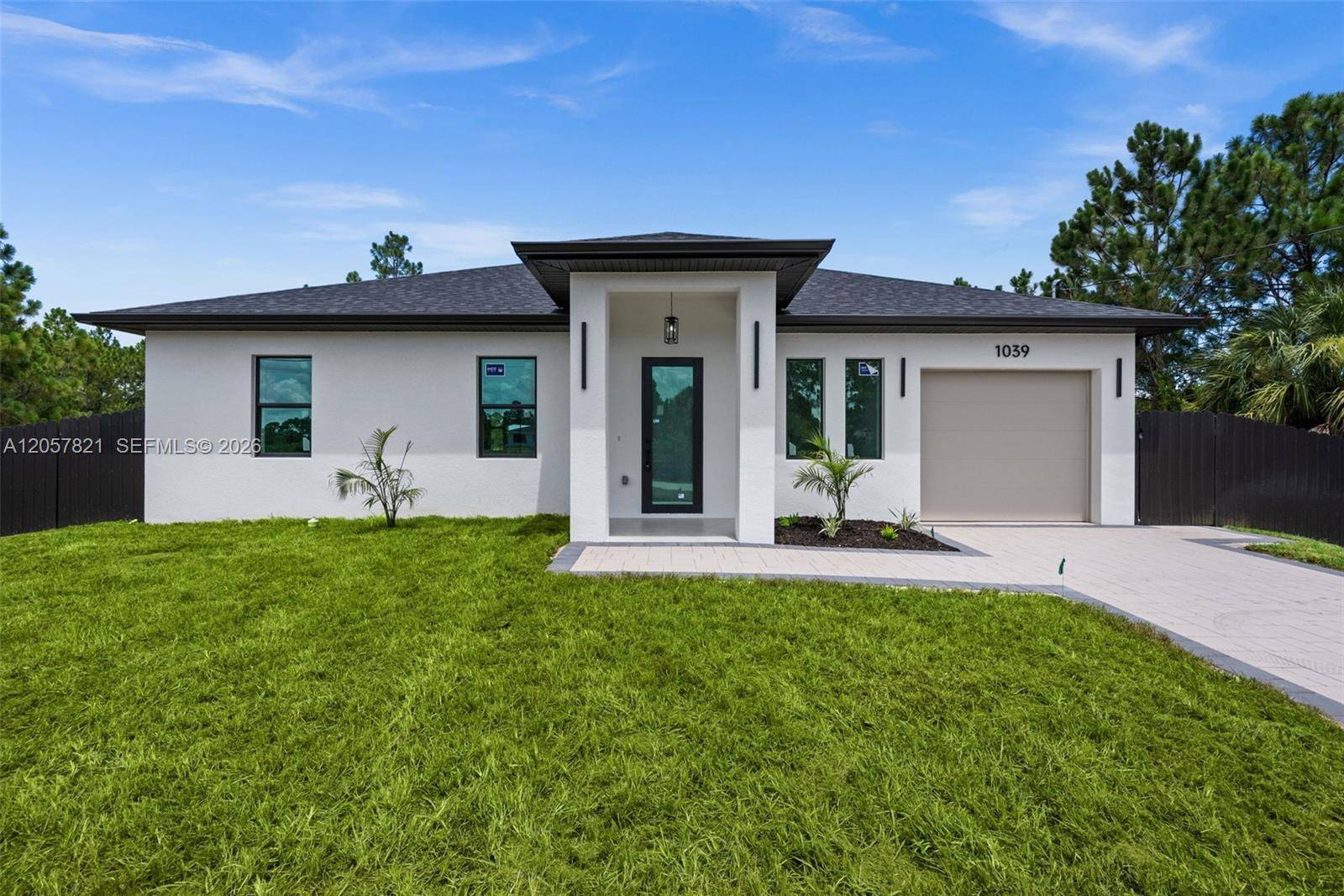 1039 Bassinger Ave SLehigh Acres - picture