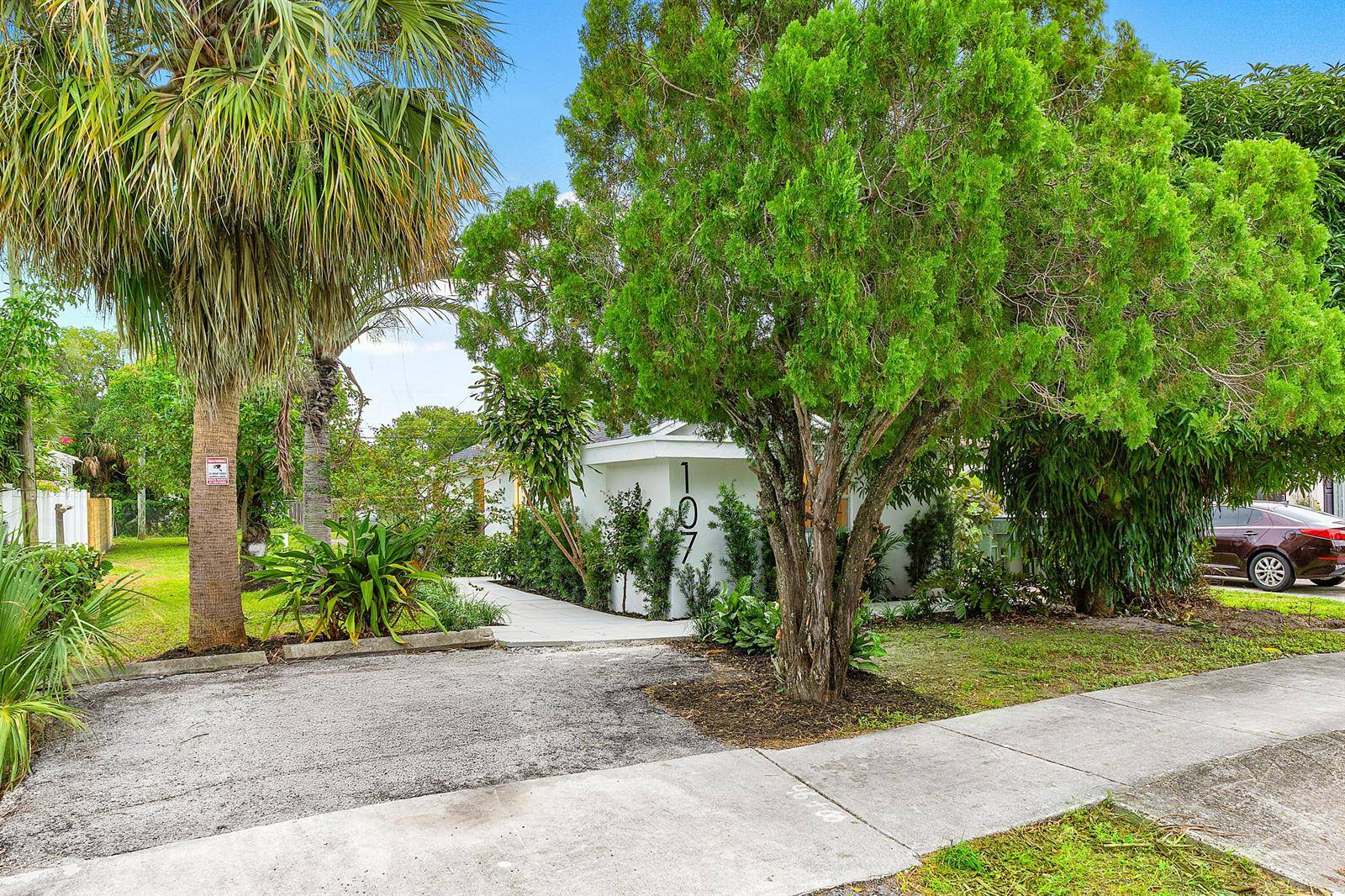 107 SW 4THDelray Beach - picture