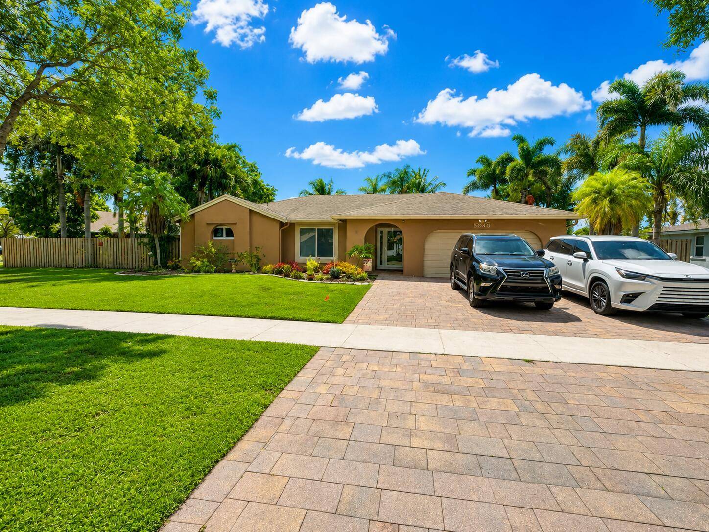 5040 SW 117thCooper City - picture