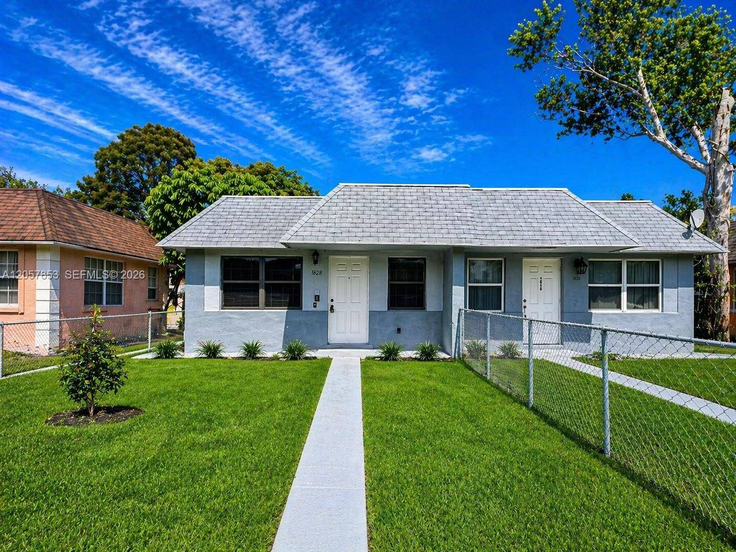 1628 NW 8th AveFort Lauderdale - picture