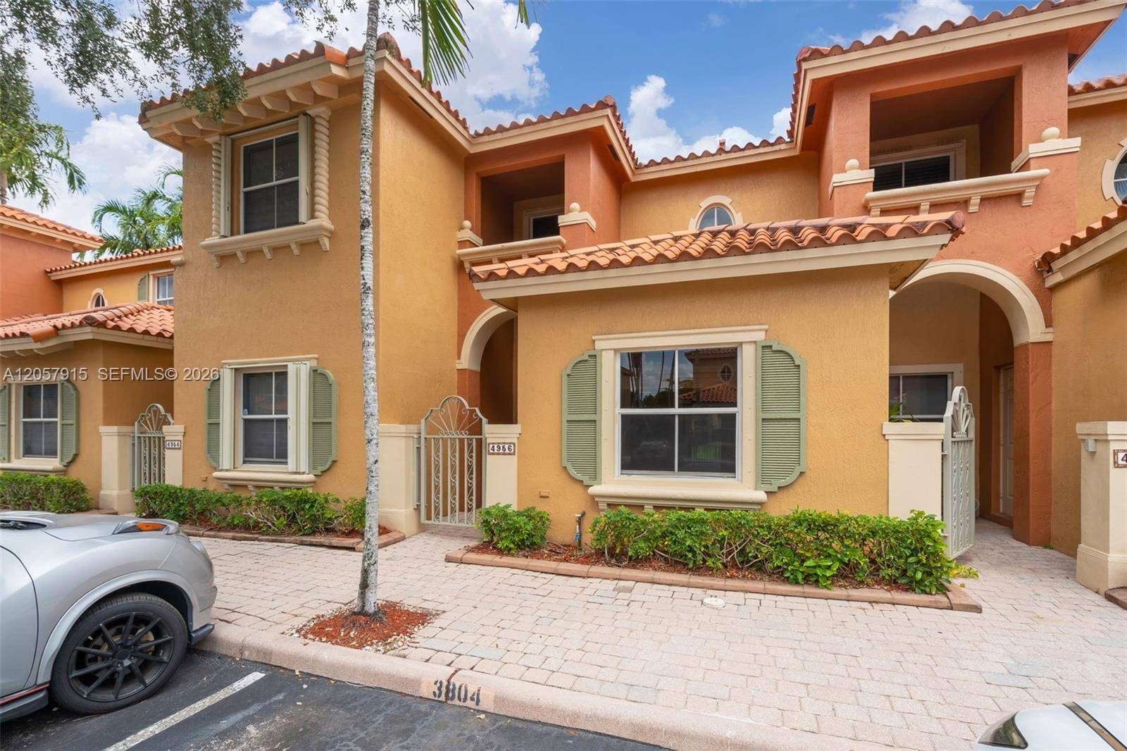 4956 Leeward LnDania Beach - VILLAS AT HARBOR ISLES CO condo unit 3804 - picture