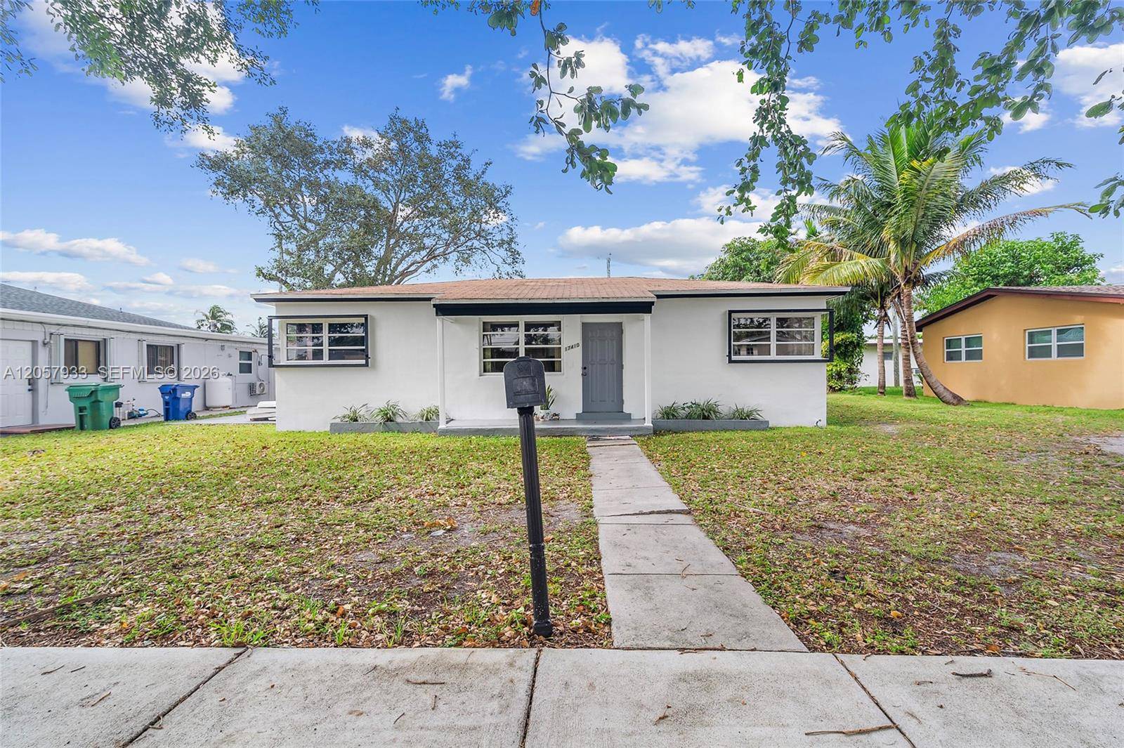 17410 NE 11th AveMiami - picture
