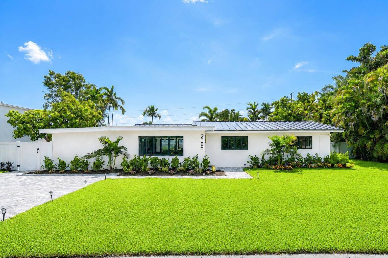 2708 NE 1STWilton Manors - picture
