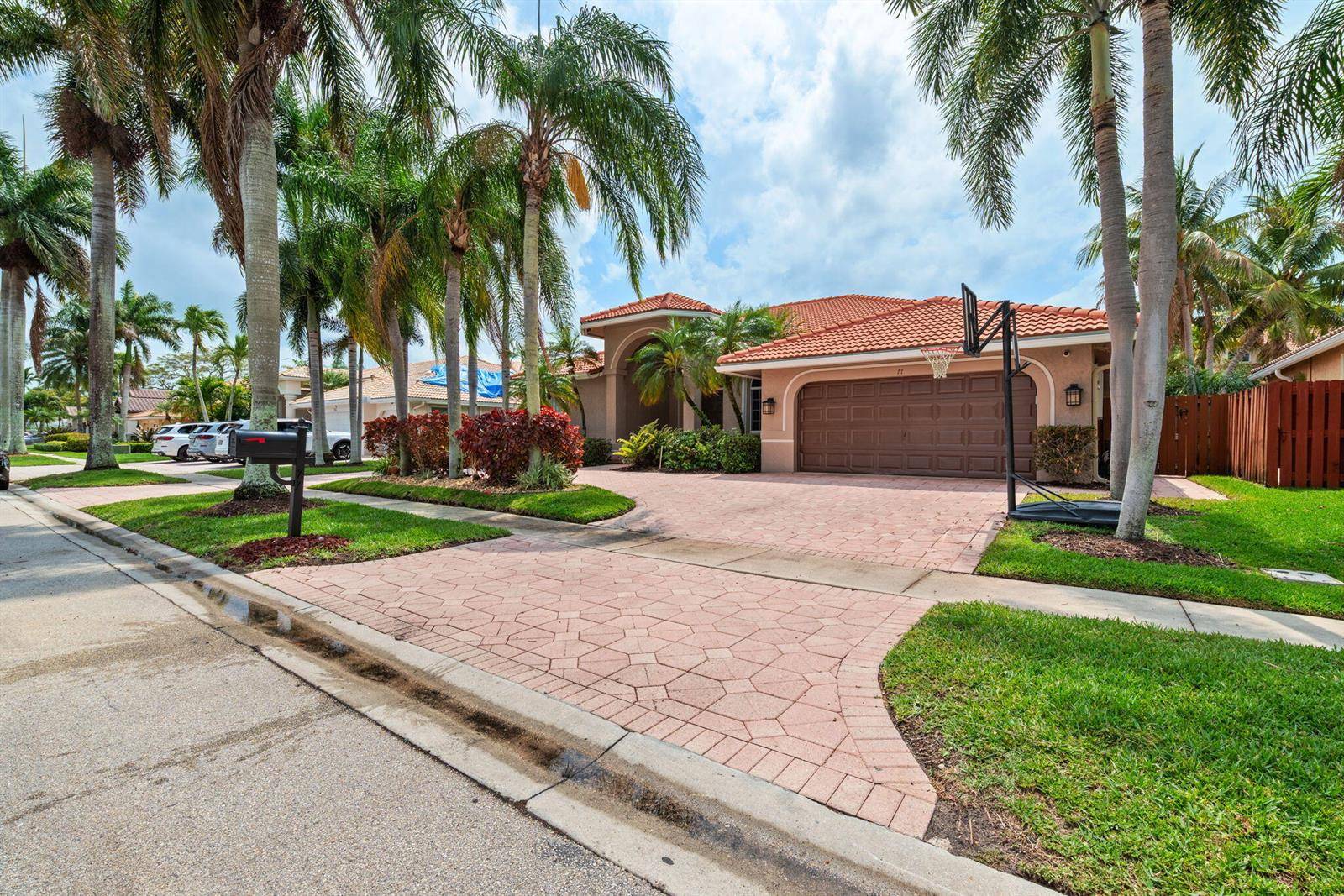 77 NW 108THPlantation - picture
