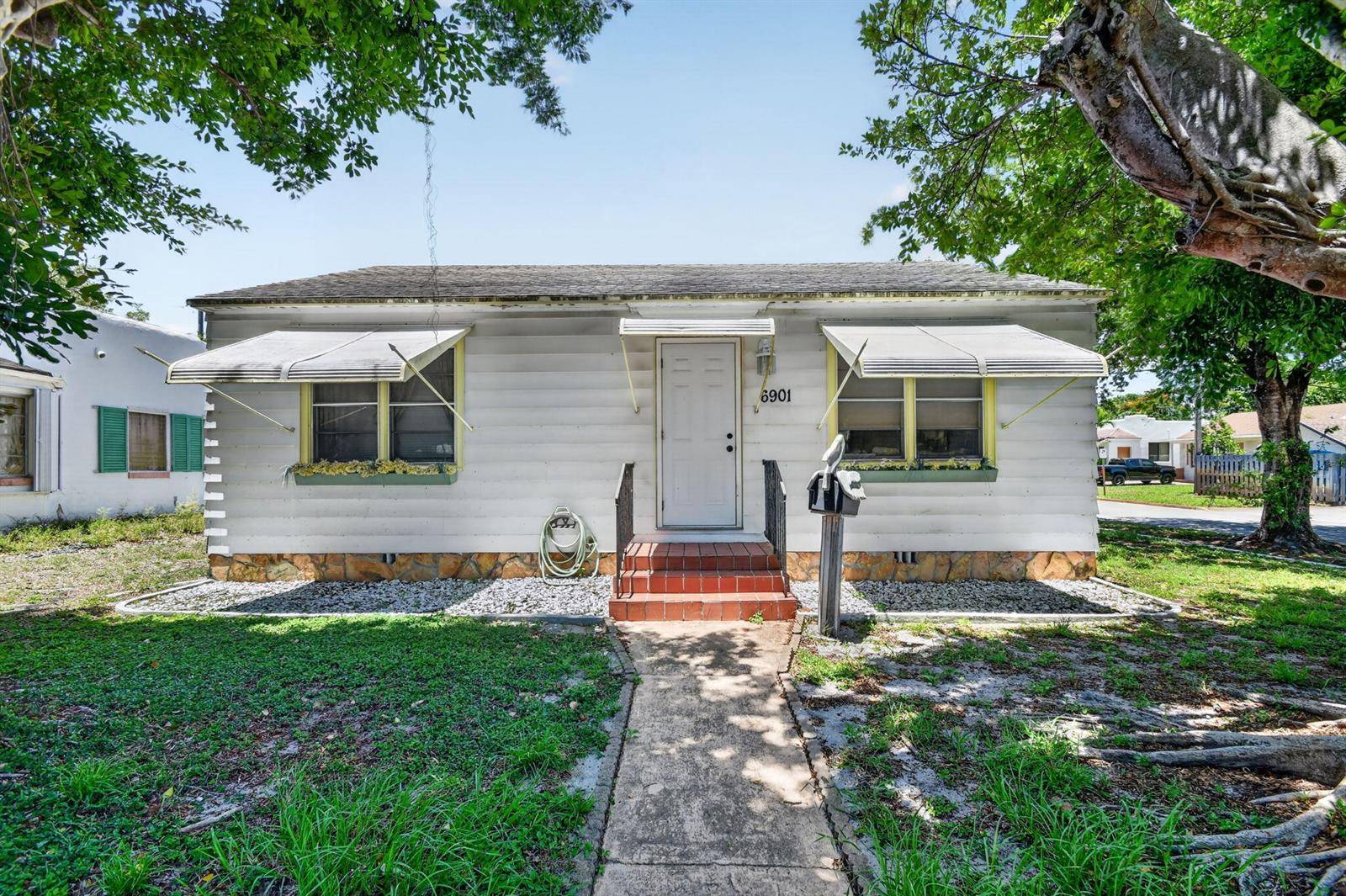 6901 GardenWest Palm Beach - picture
