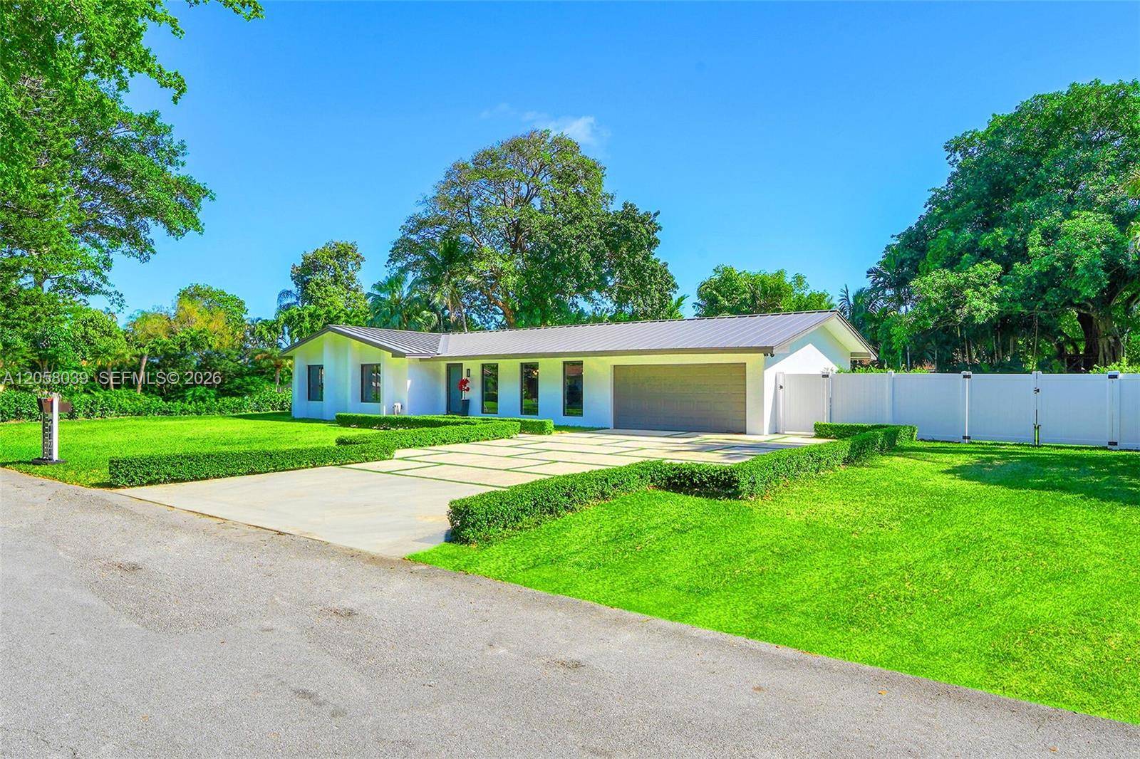 8820 SW 182nd TerPalmetto Bay - picture