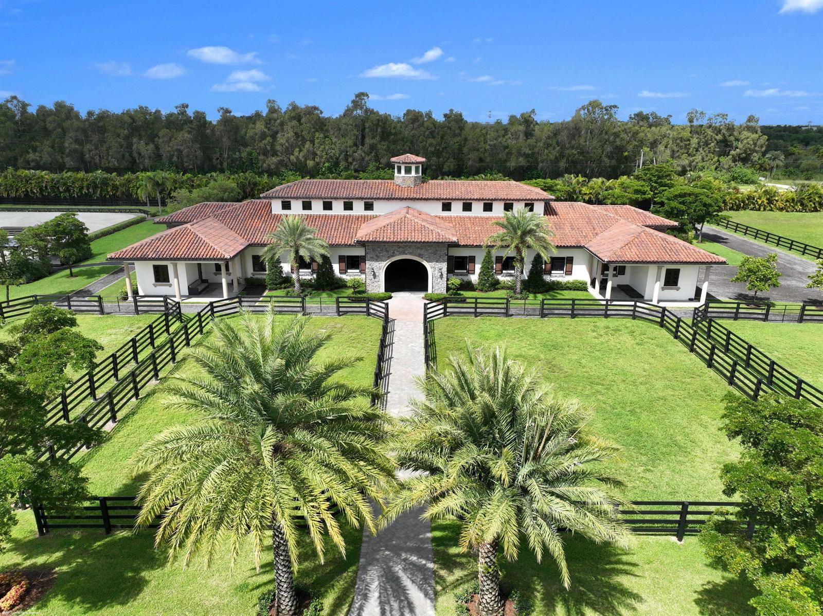 15726 EstanciaWellington - picture