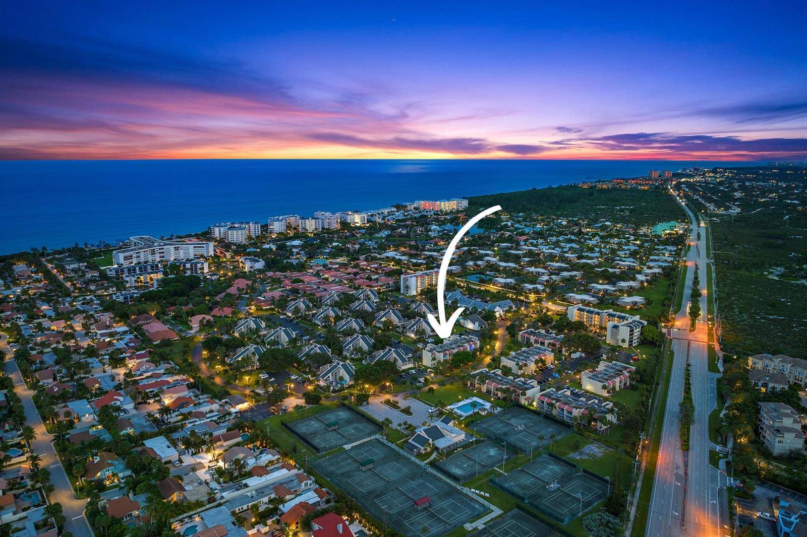 1605 S USJupiter - JUPITER OCEAN AND RACQUET ,TENNIS VILLA condo unit V6-104 - picture