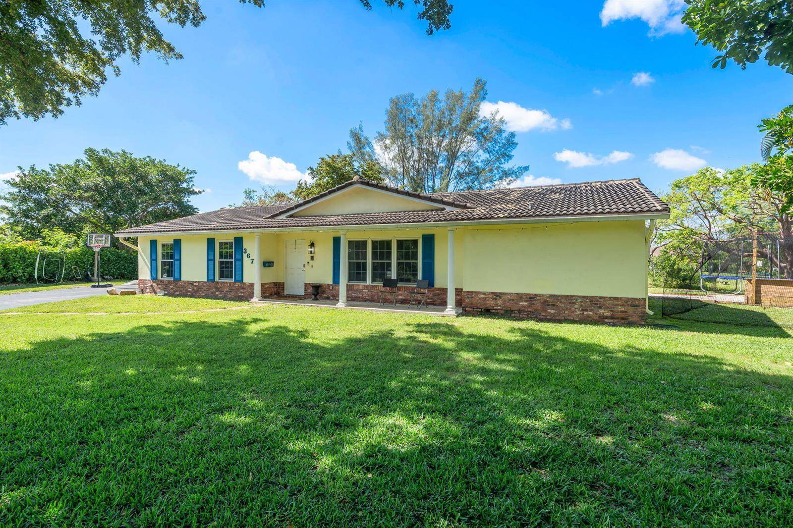 3671 NW 98THCoral Springs - picture
