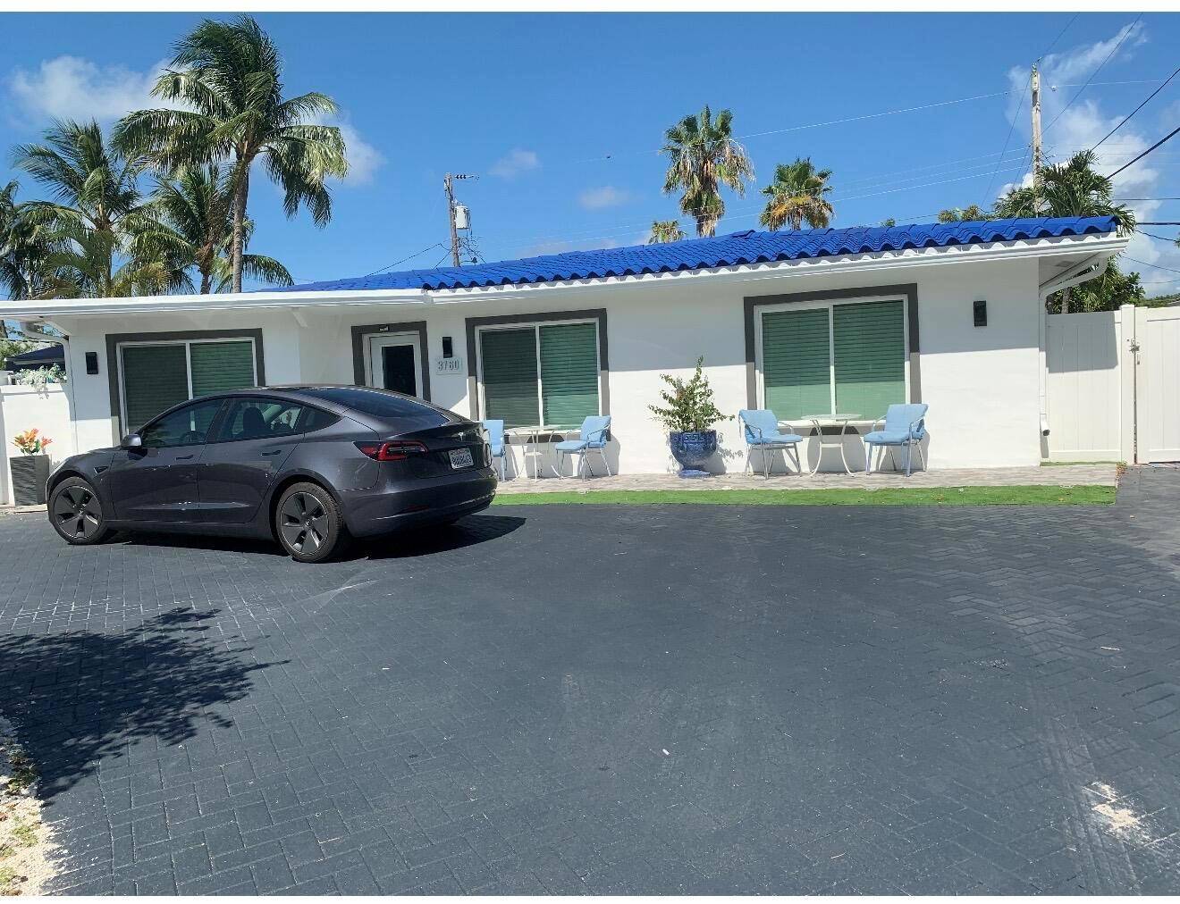 3760 NE 16THOakland Park - picture