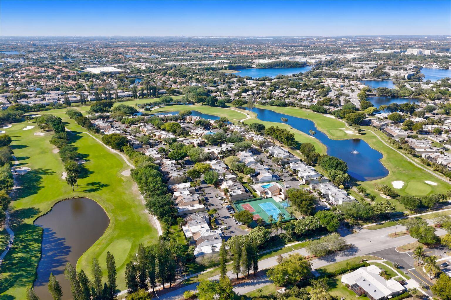 1391 E GOLFVIEWPembroke Pines - EVERGLADES SUGAR & LAND CO condo unit 1391 - picture
