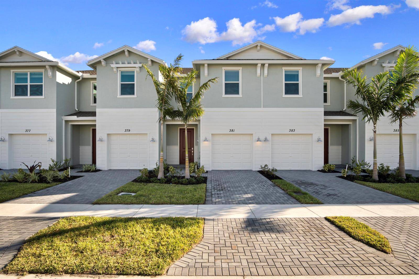 381 SE CROSSOAKPort St. Lucie - picture