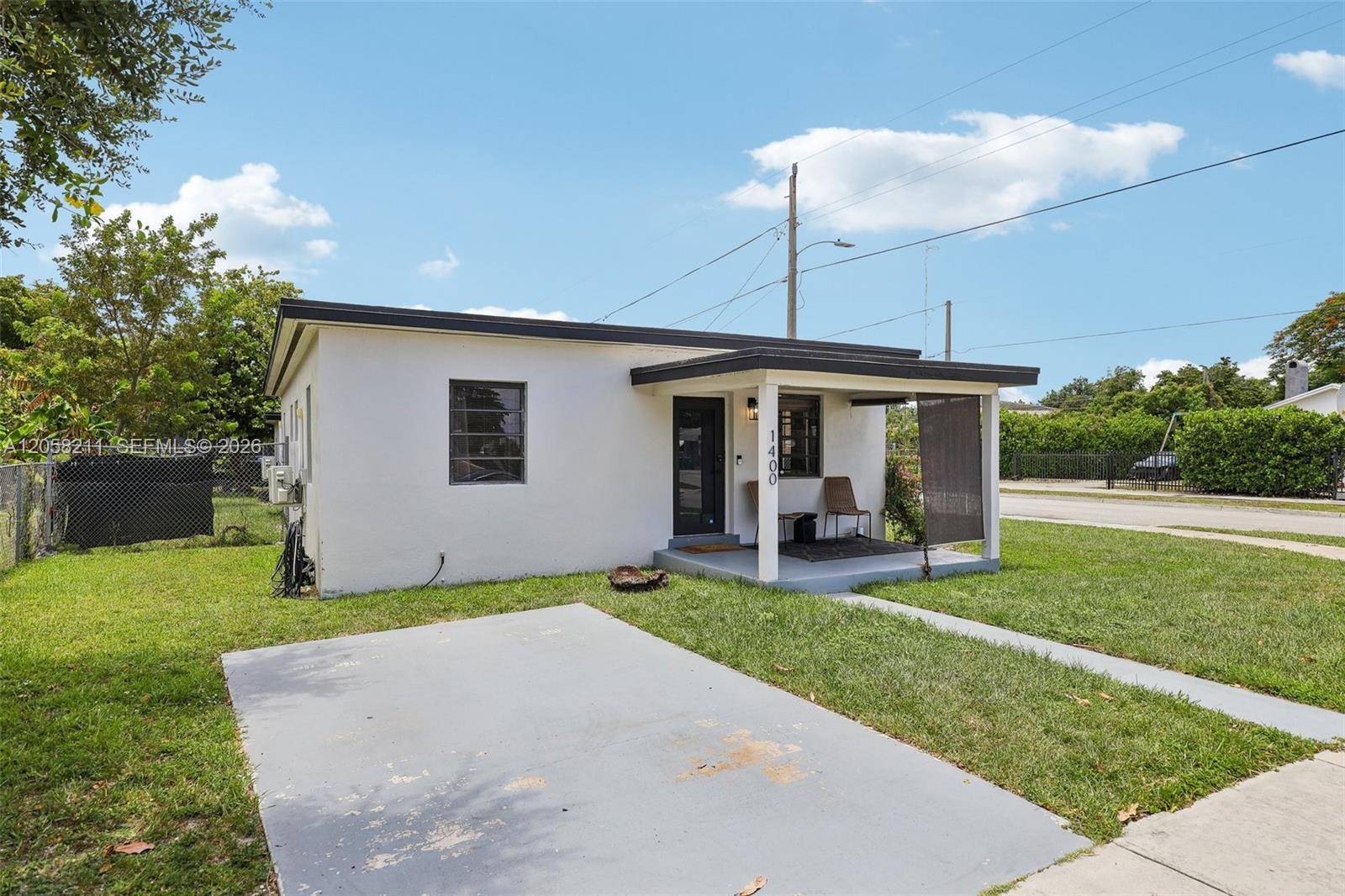 1400 NW 55th StMiami - picture