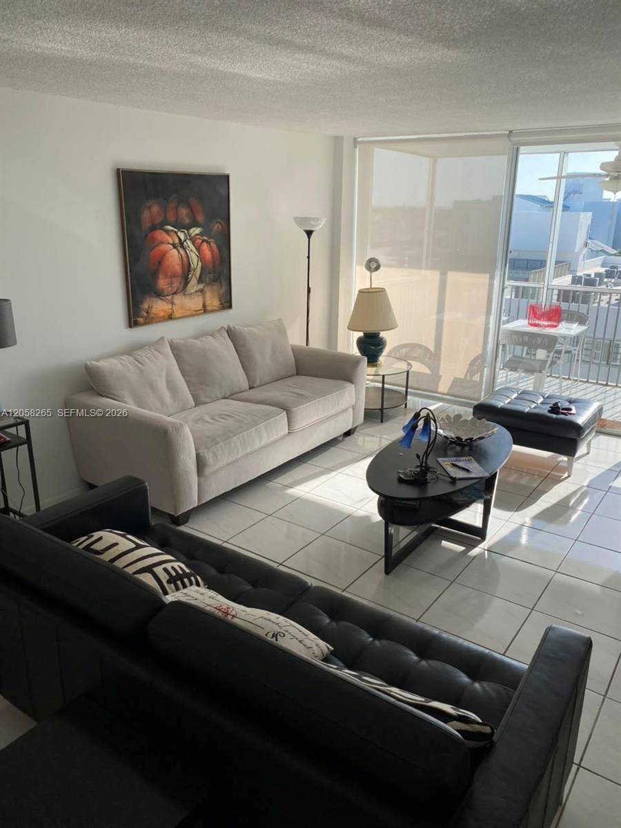 150 Ocean Lane DrKey Biscayne - ISLAND BREAKERS CONDO,Island Breakers Cond condo unit 8B - picture