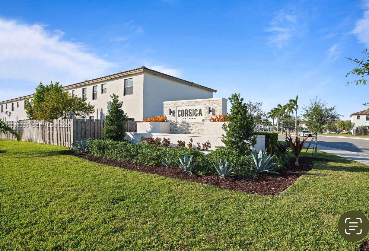 11919 SW 247th TerHomestead - picture