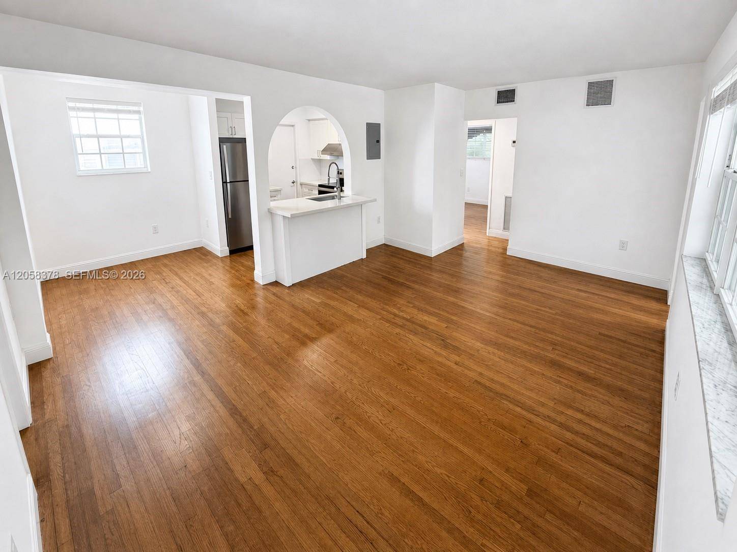 1561 West AveMiami Beach - COMMERCIAL SUB condo unit 2 - picture