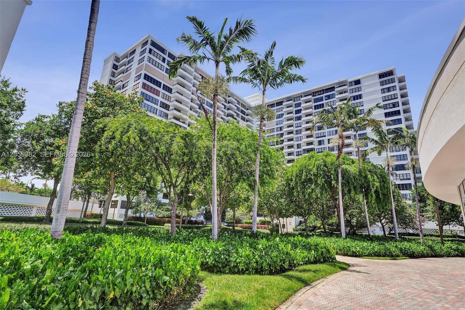 500 Three Islands BlvdHallandale Beach - OLYMPUS CONDO PHASE condo unit 213 - picture