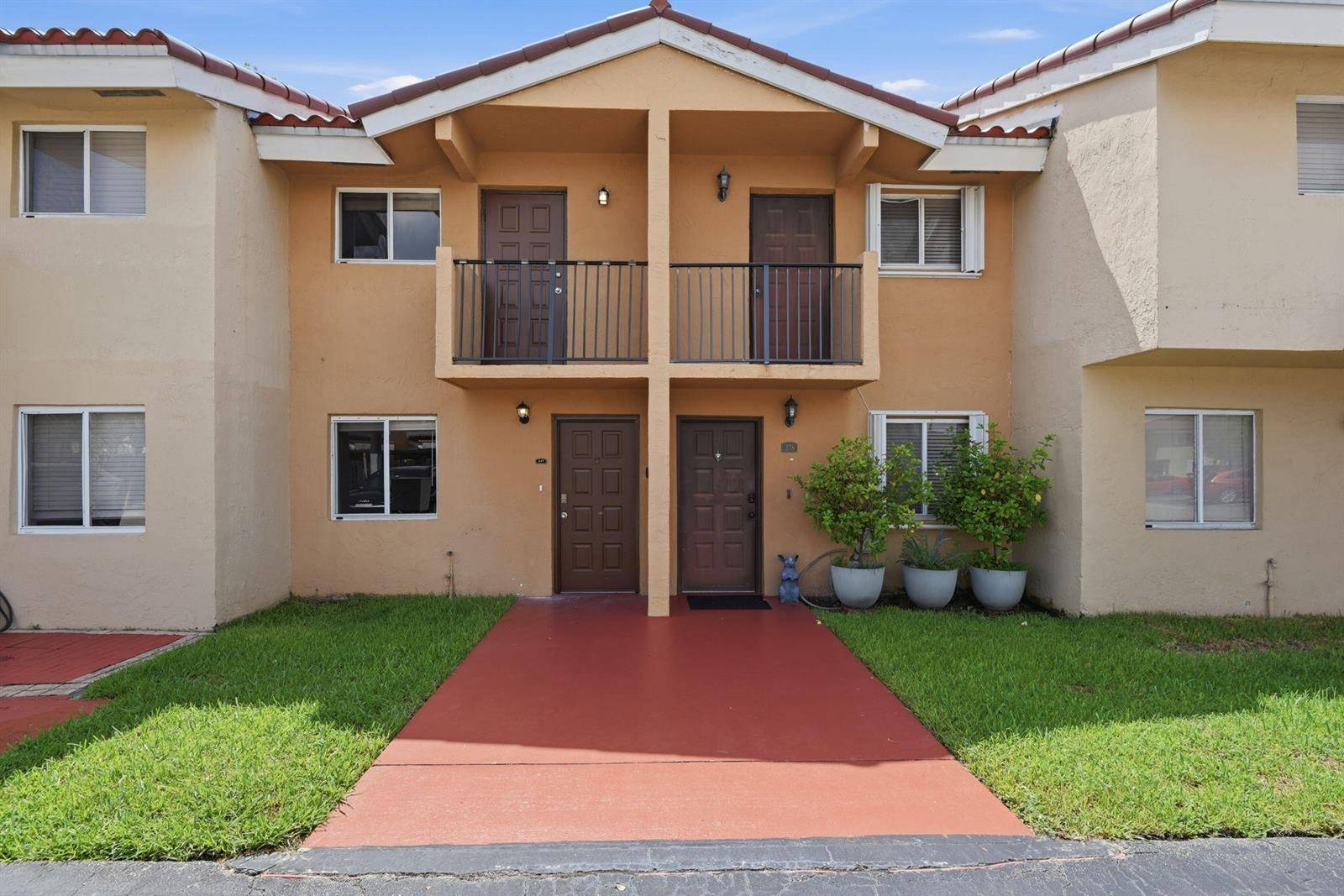 541 NW 82ndMiami - MIRA VILLAS CONDO condo unit 377 - picture