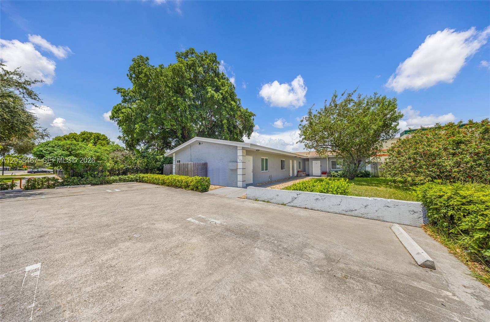 1109 NW 6th AvePompano Beach - picture