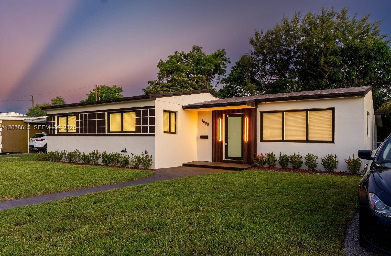 1000 NW 198th StMiami Gardens - picture