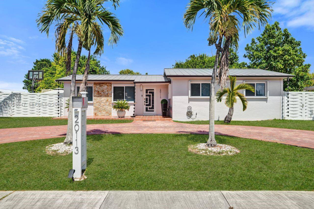 20113 SW 118th CtMiami - picture