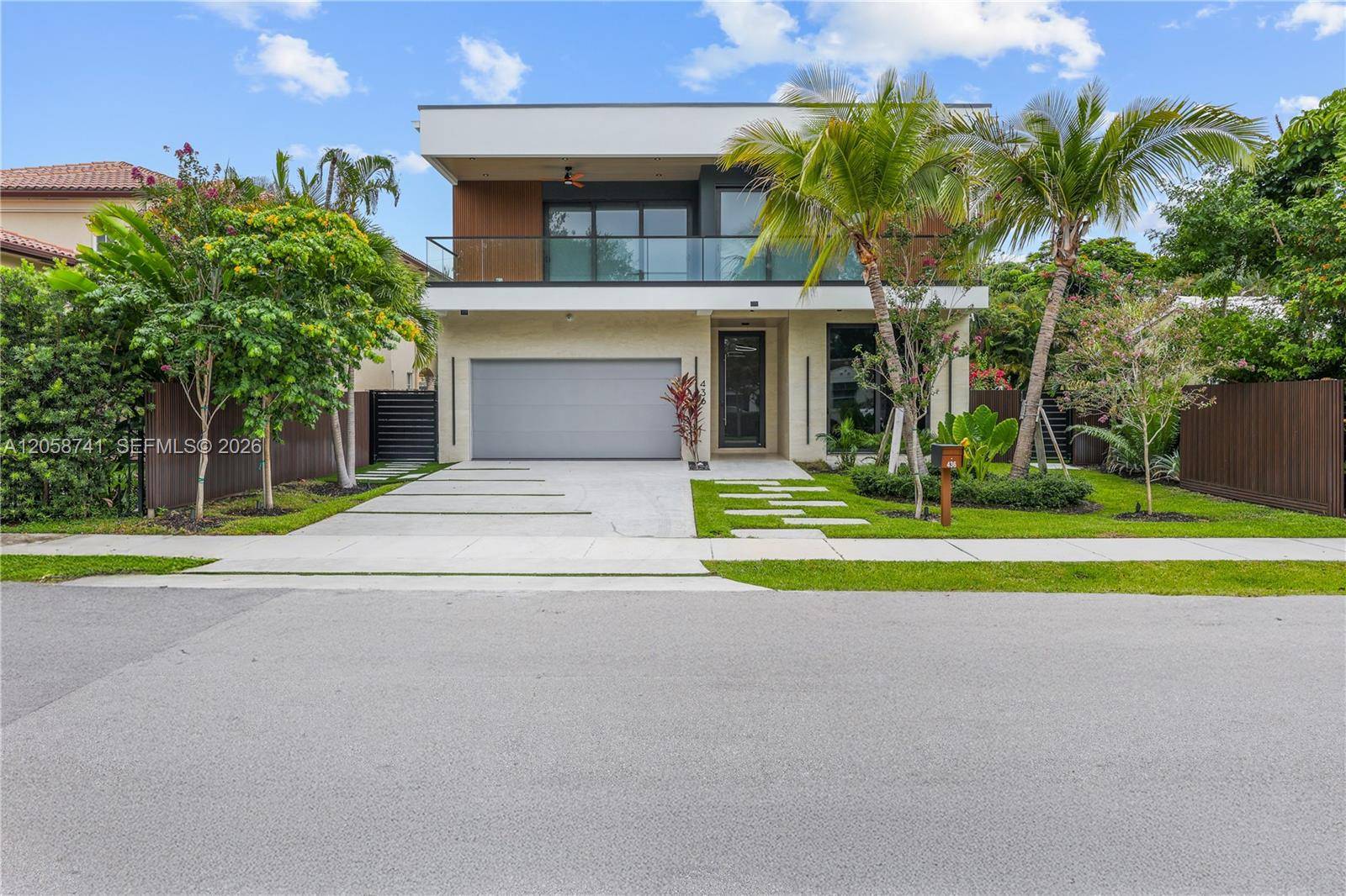 436 NE 10th AveFort Lauderdale - picture