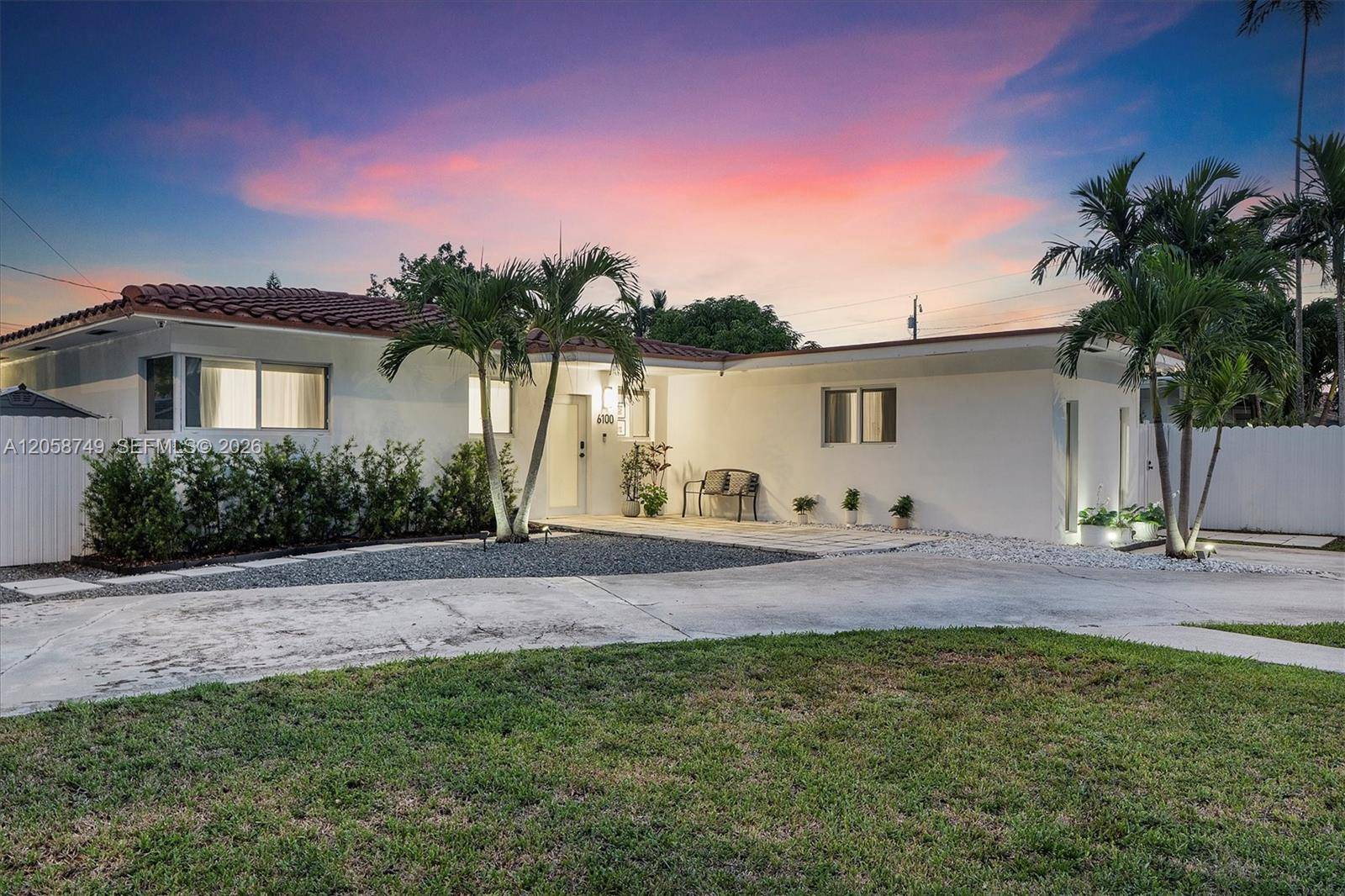 6100 NW 2nd StMiami - picture