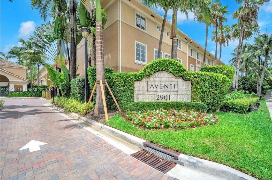 2845 NE 185th StAventura - AVENTI AT AVENTURA CONDO condo unit 903 - picture