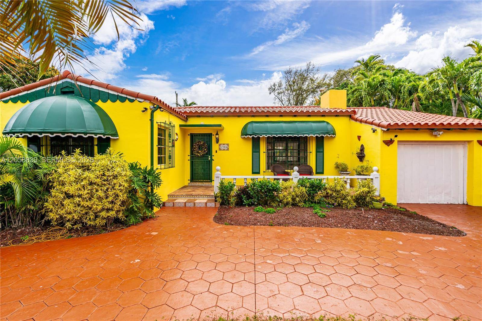 1906 SW 21st StMiami - picture