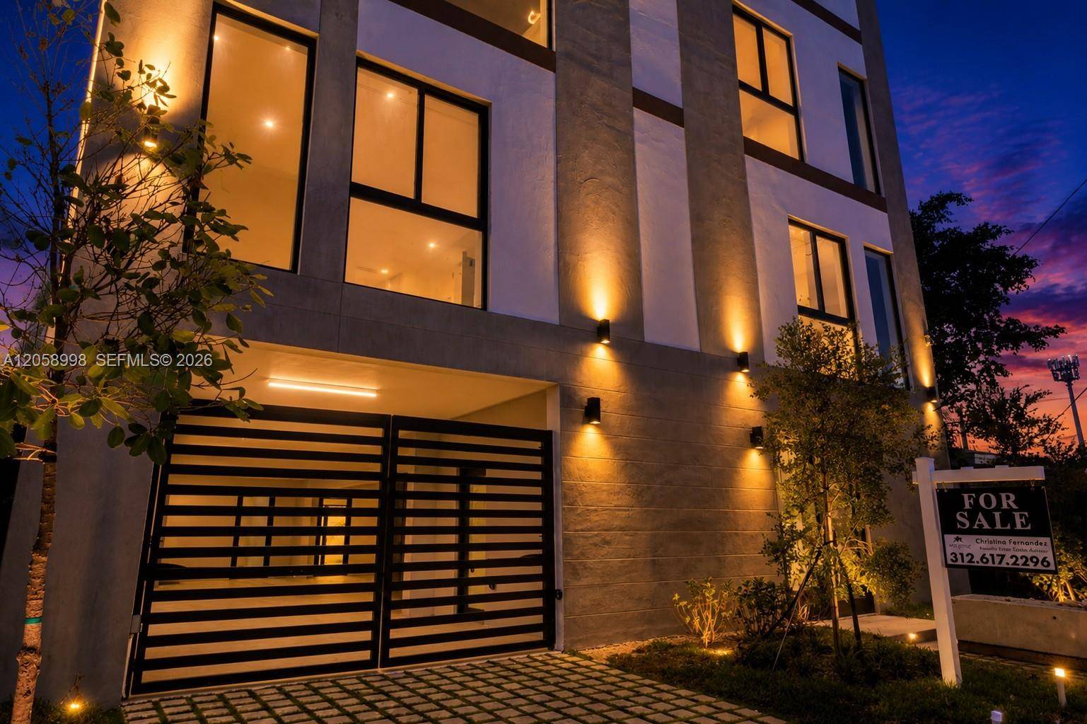 420 NE 62nd StMiami - picture