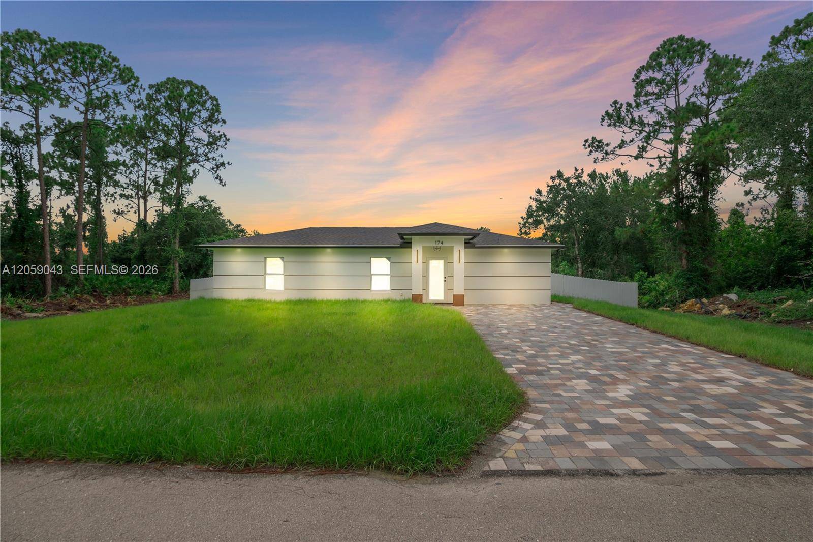 718 FrontenacOther City - In The State Of Florida - picture