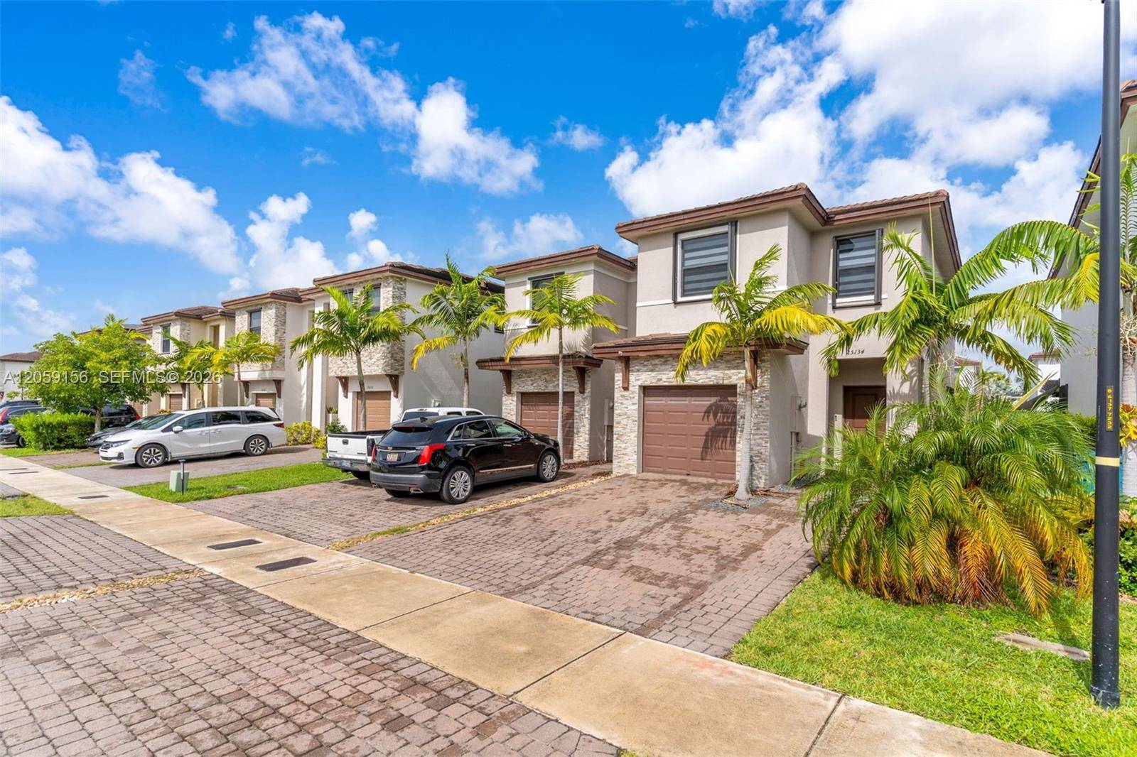 25134 SW 108th CtHomestead - picture