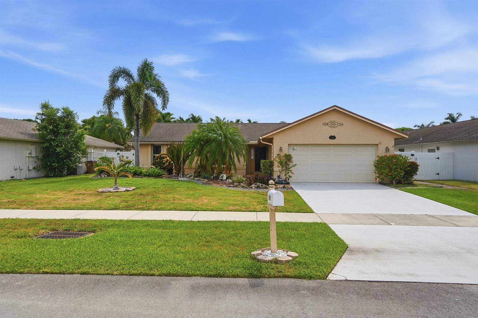 720 NW 42ndDeerfield Beach - picture