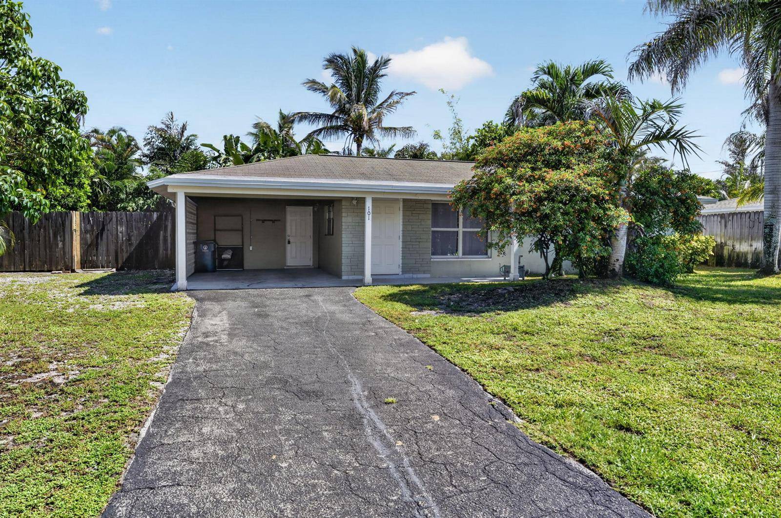 101 E BeverlyJupiter - picture