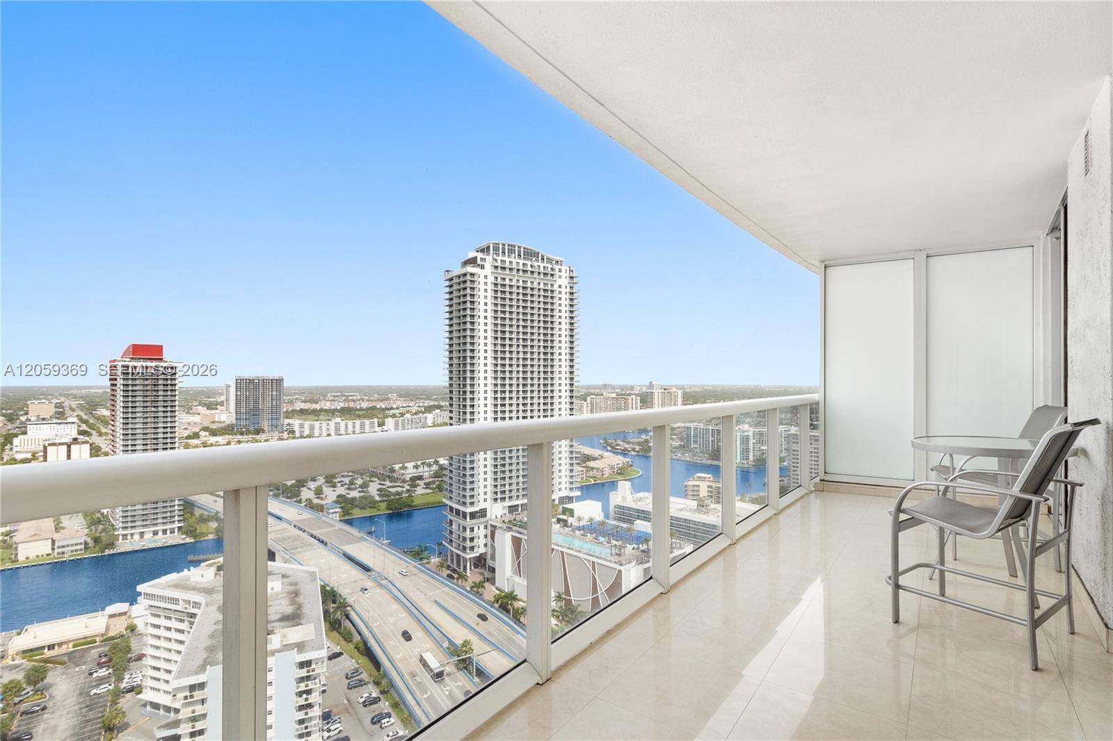 1800 S Ocean DrHallandale Beach - BEACH CLUB THREE CONDO condo unit 3008 - picture