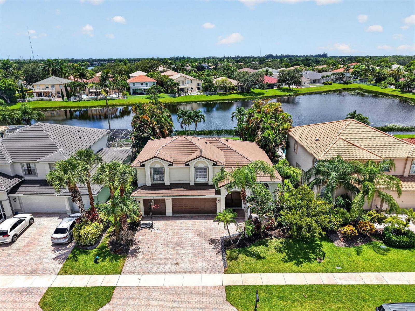 4085 BAHIA ISLEWellington - picture