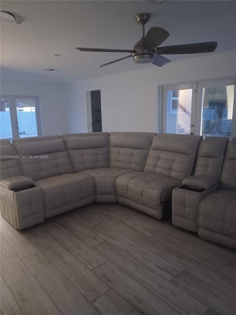 12844 SW 256th TerHomestead - picture