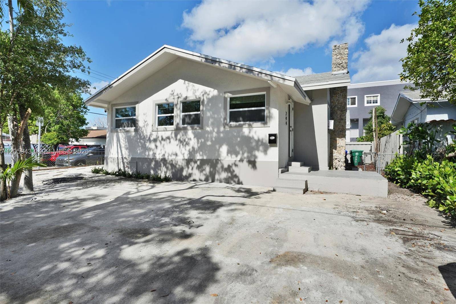 244 SW 14th AveMiami - picture