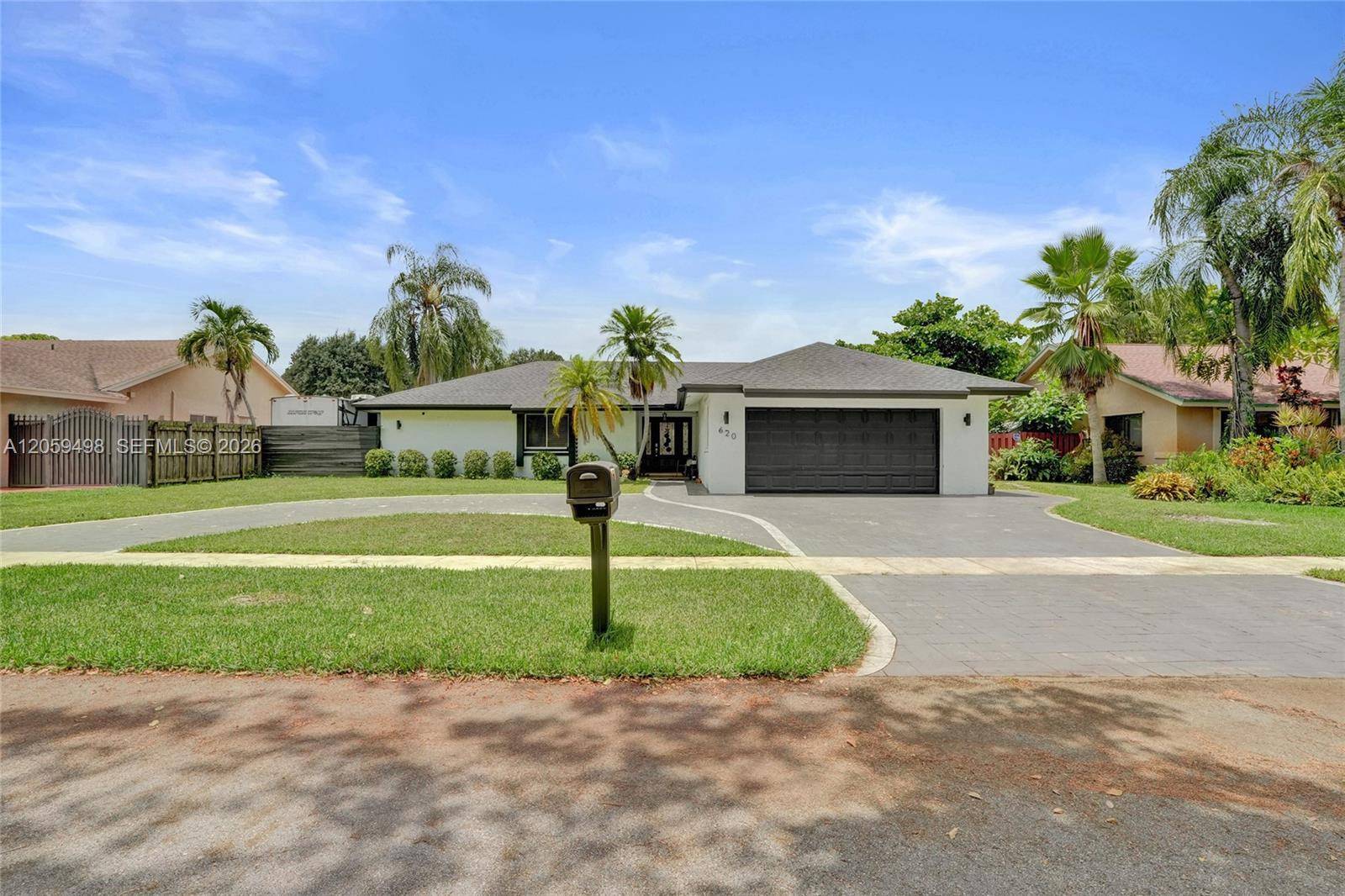 620 SW 100th AvePembroke Pines - picture