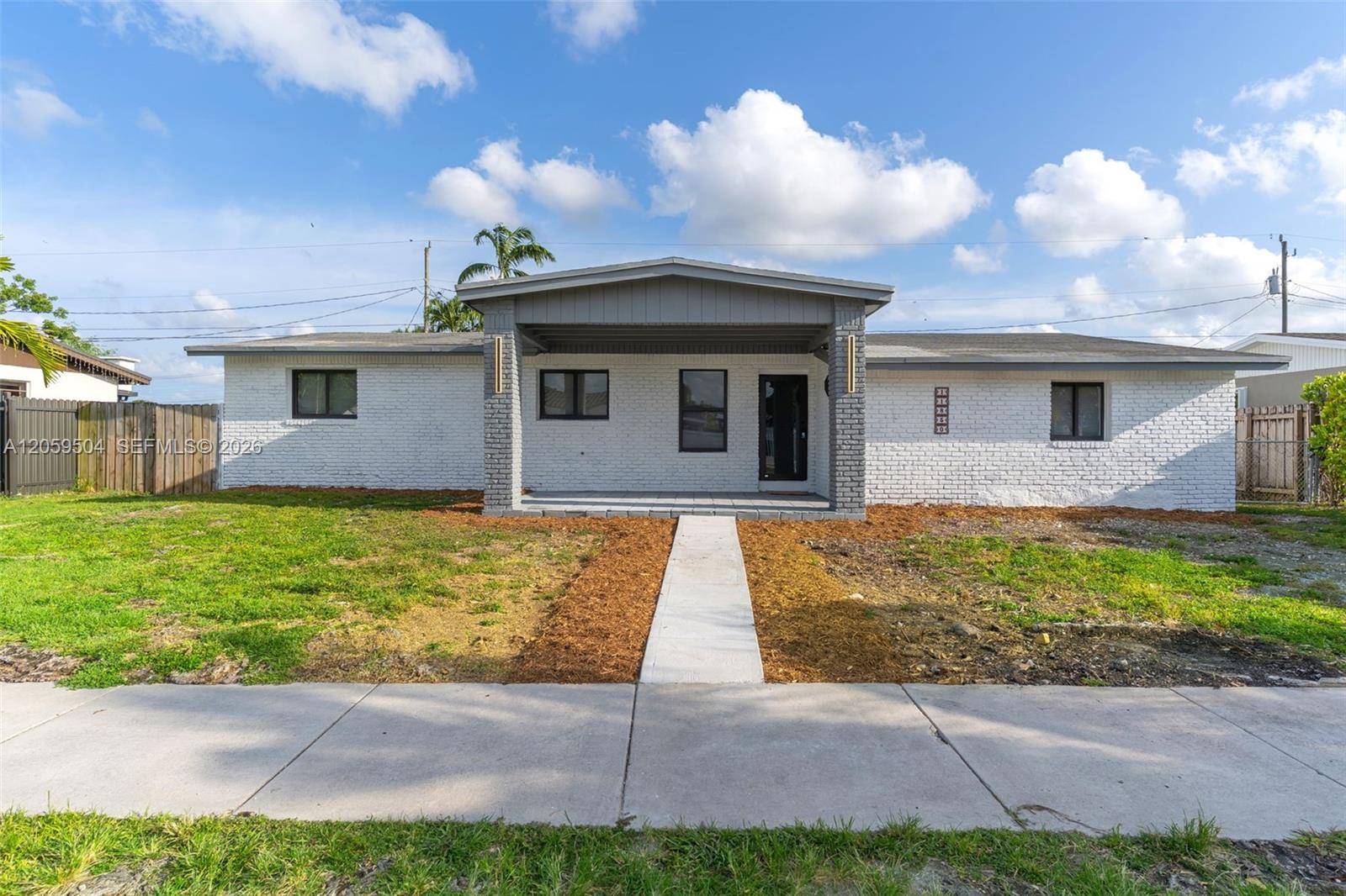 11850 SW 206th TerMiami - picture