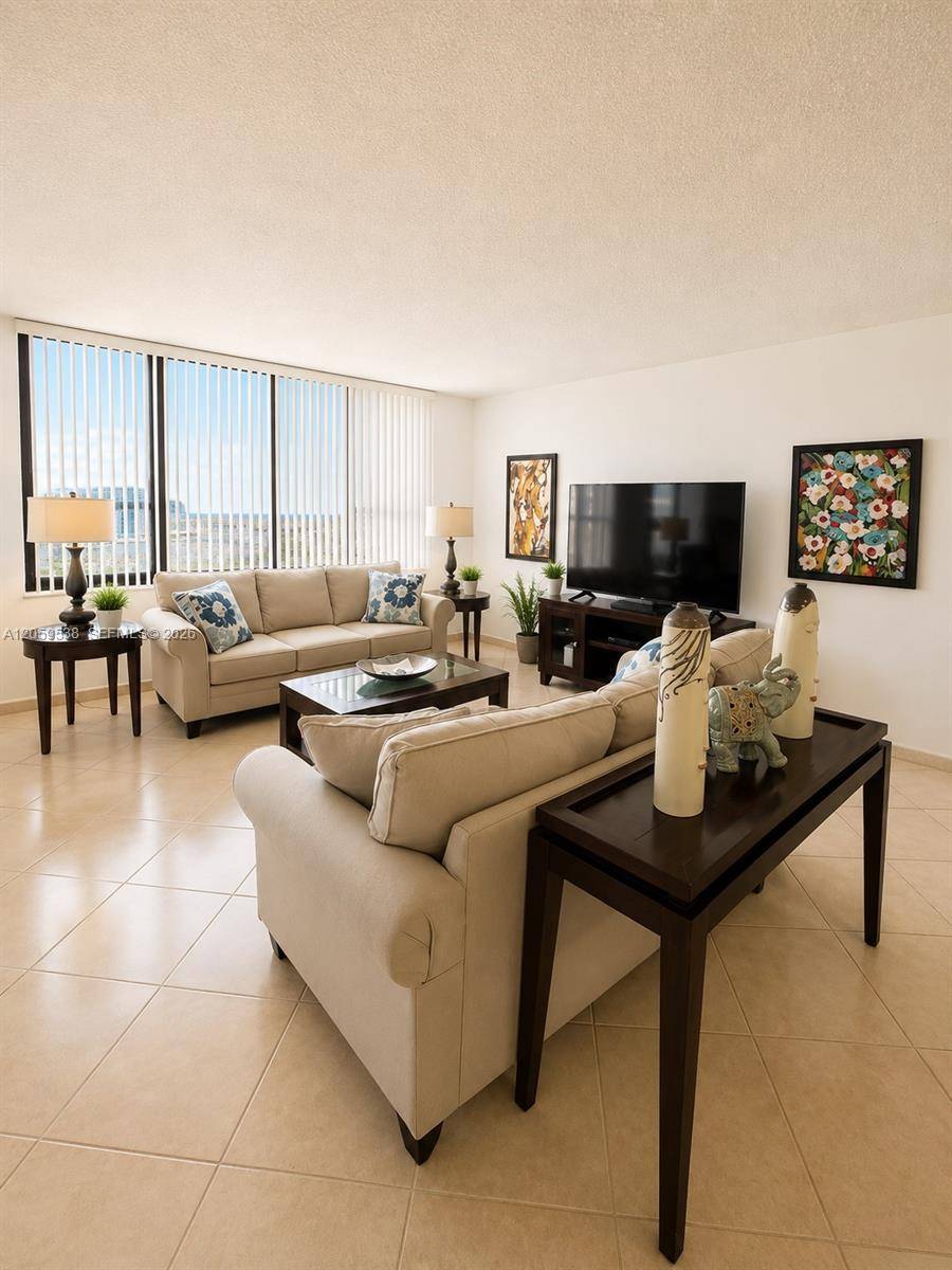 3505 S Ocean DrHollywood - ALEXANDER TOWERS CONDO condo unit 401 - picture